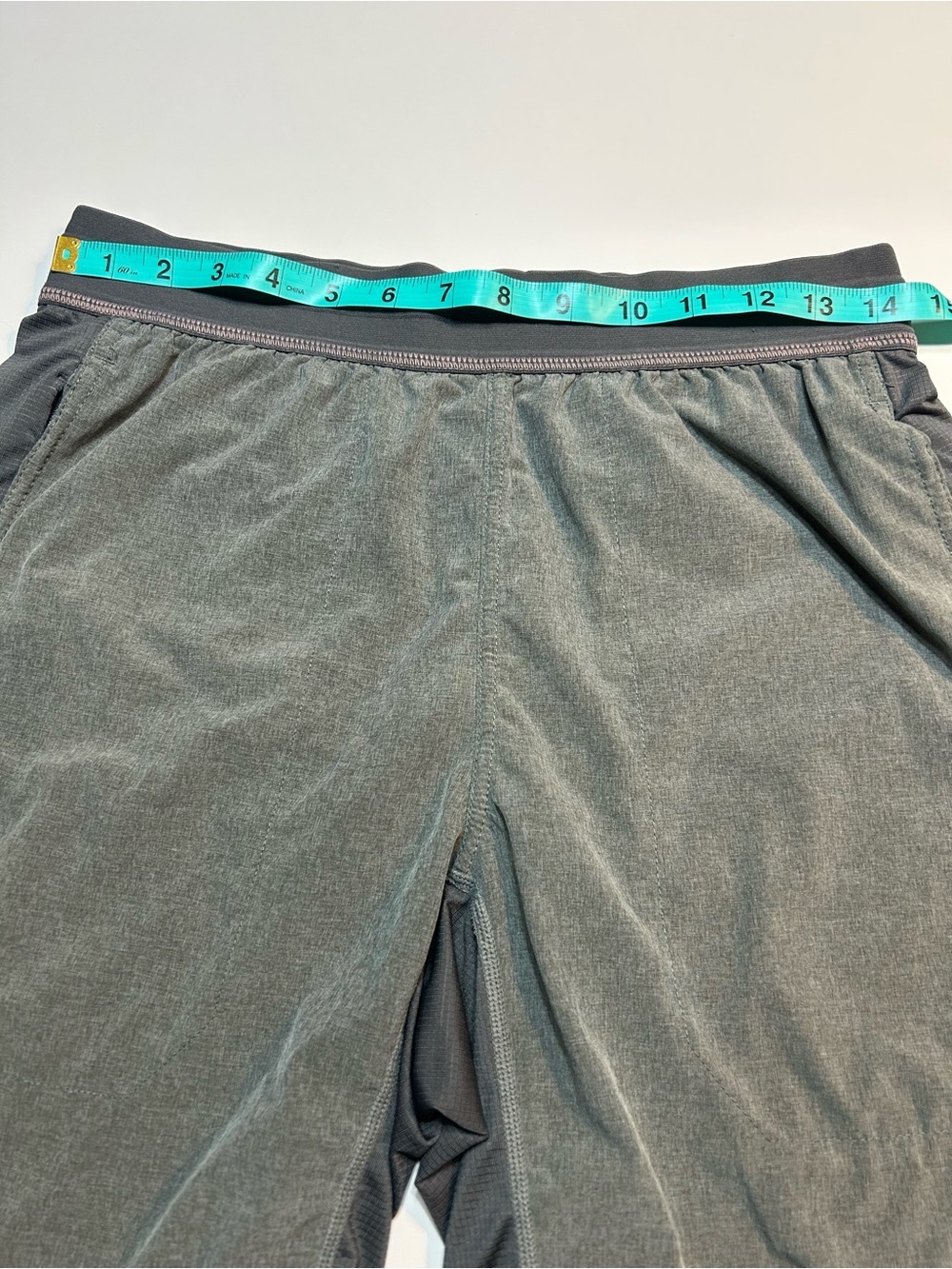 Nike Flex Yoga Training Shorts Grey Heather Black Mesh Panels - Picture 5 of 8